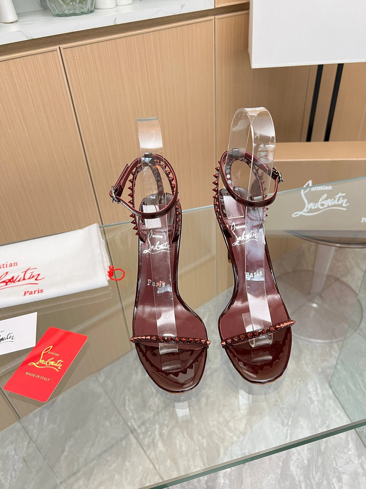 COCO-- 8ou2ou 3220013R592 Heel height：10.5CM sheepskin item:D-X000F1247